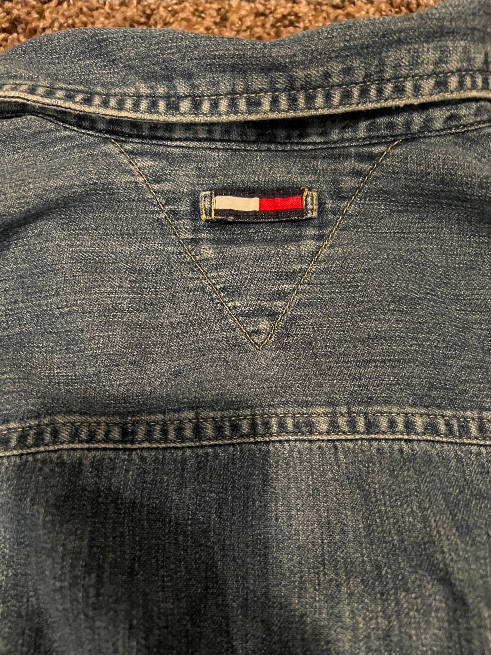 Vintage Tommy Hilfiger Blue Light Wash Denim Shirt Jacket - Picture 7 of 7